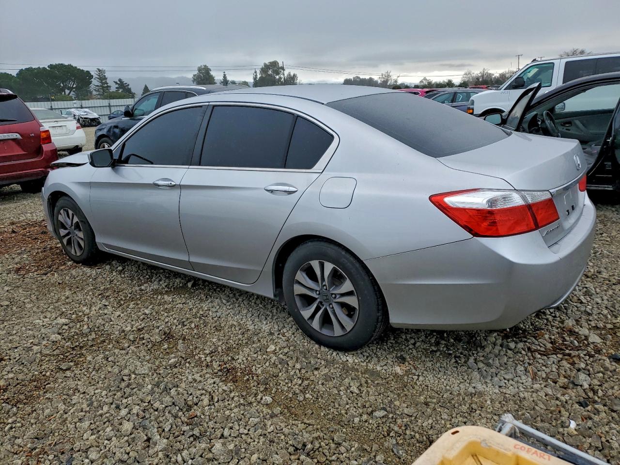 2013 HONDA ACCORD LX photo 2