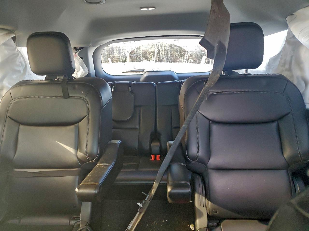 2024 FORD EXPLORER XLT photo 10
