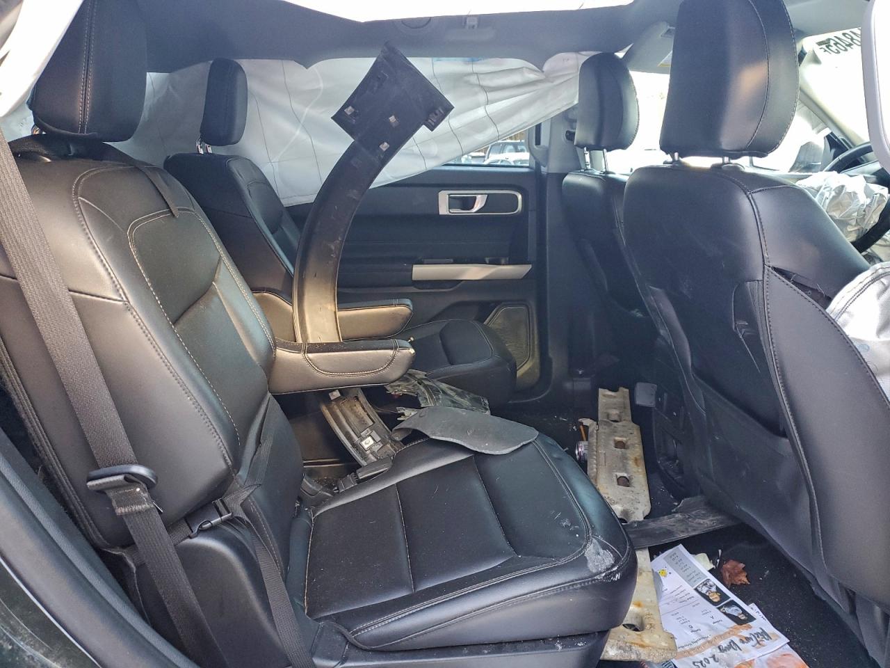 2024 FORD EXPLORER XLT photo 11
