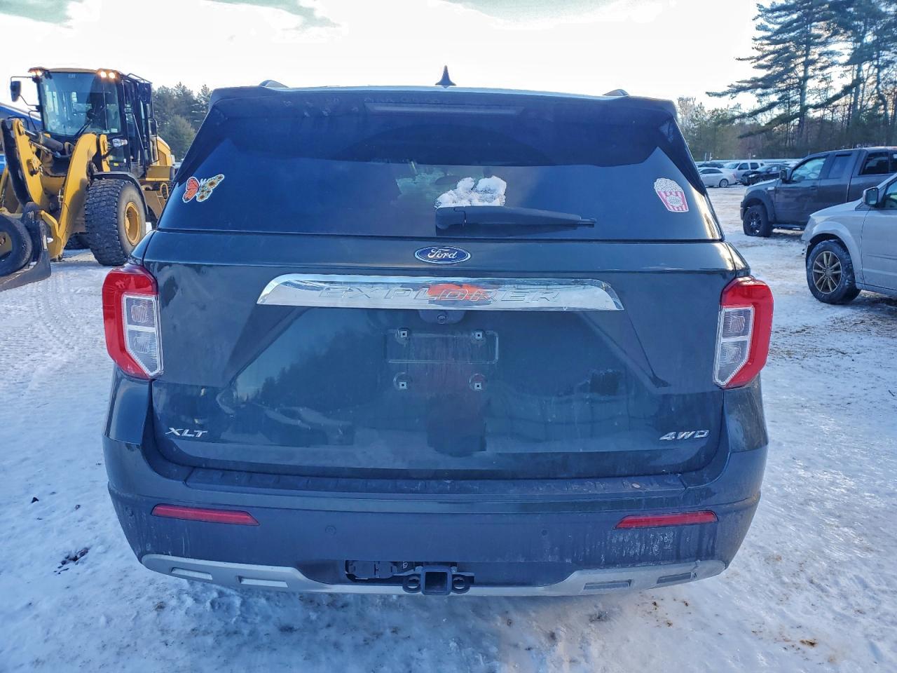 2024 FORD EXPLORER XLT photo 6