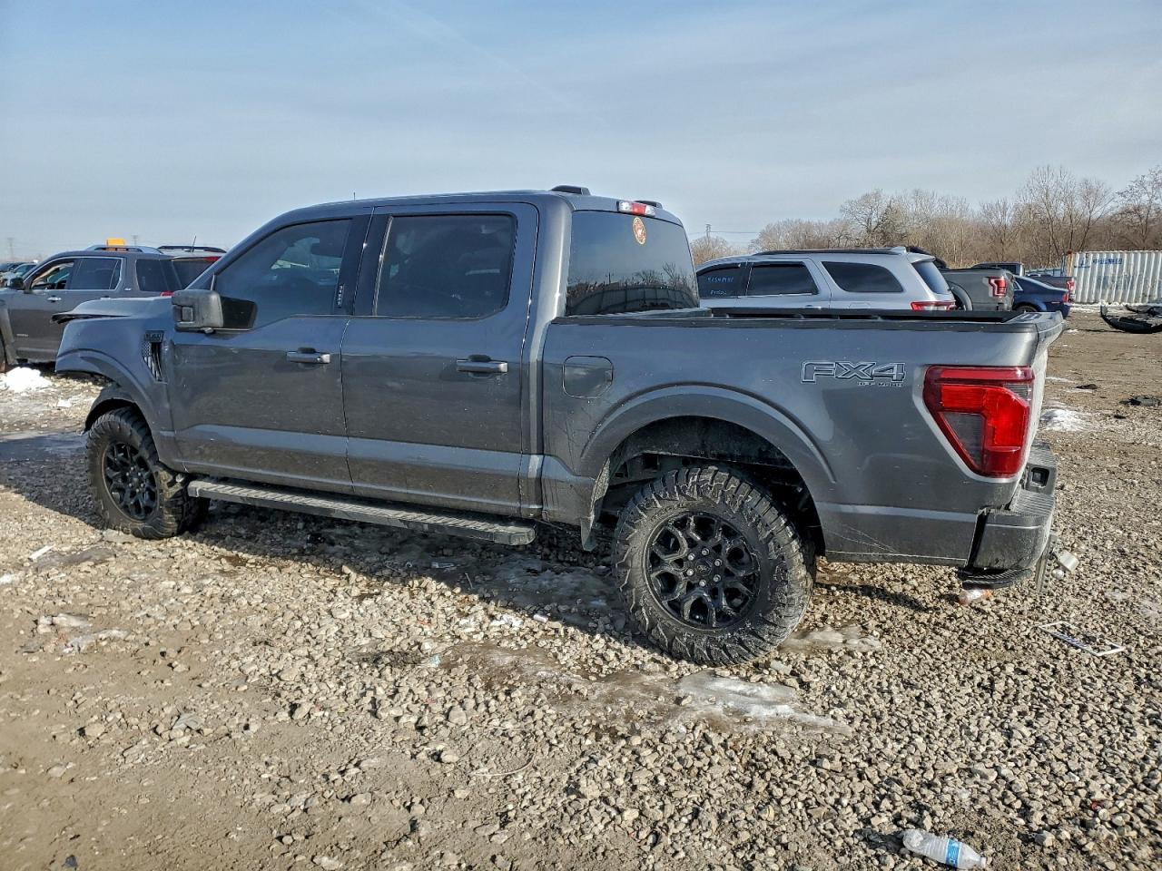 2024 FORD F150 XLT photo 3