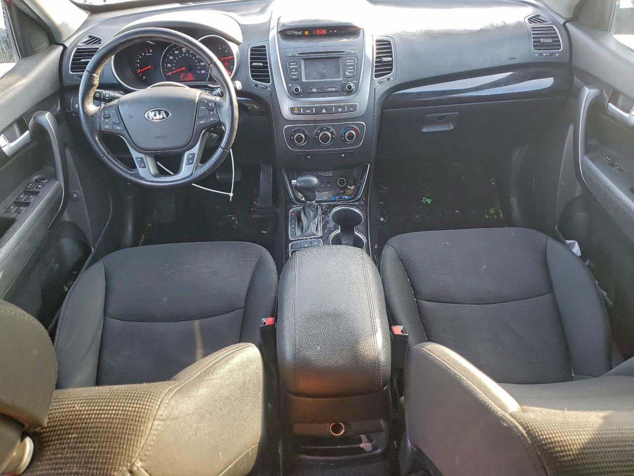 2015 KIA SORENTO LX photo 8