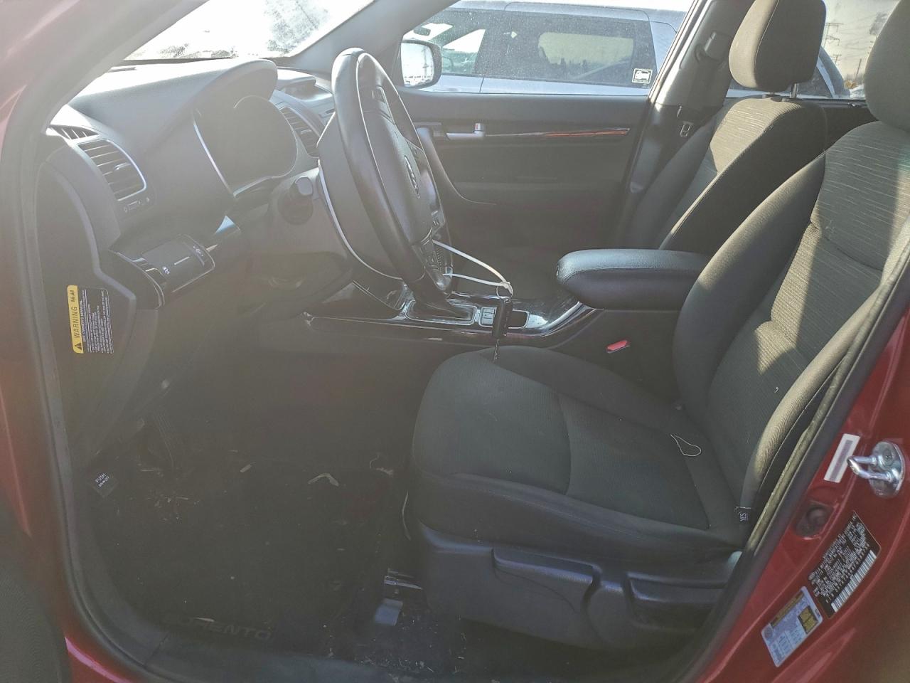 2015 KIA SORENTO LX photo 7