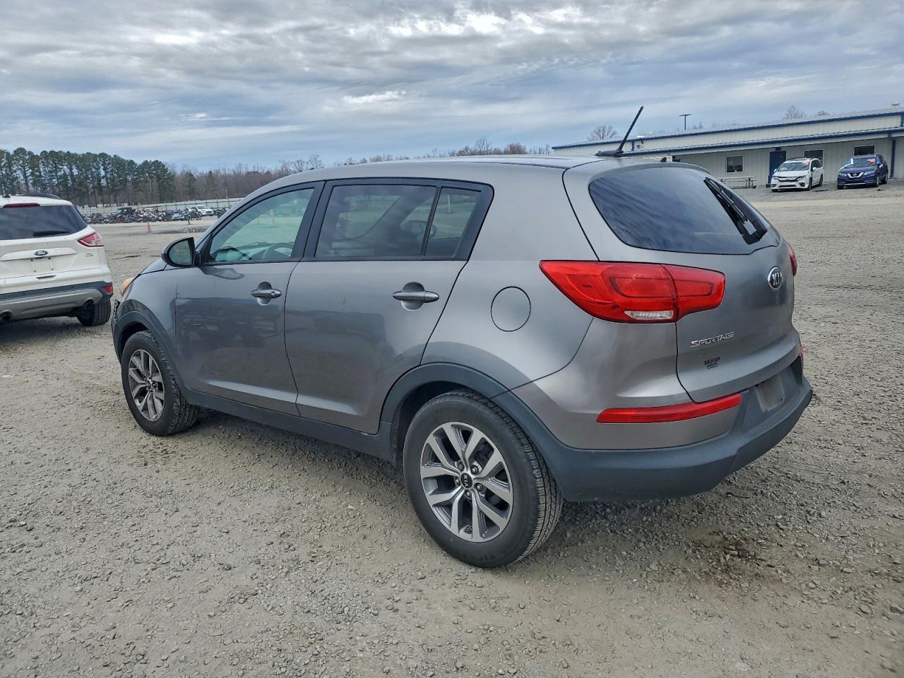2016 KIA SPORTAGE LX photo 2