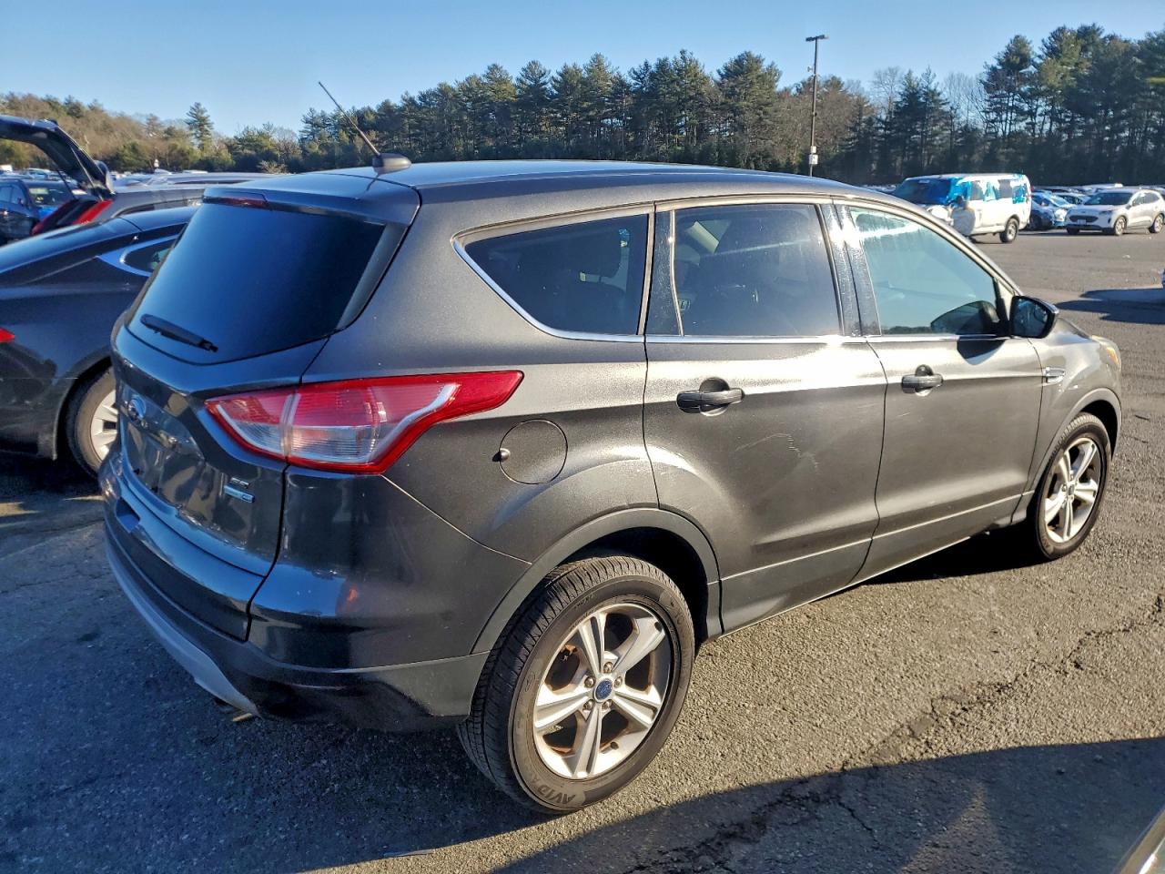 2015 FORD ESCAPE SE photo 3