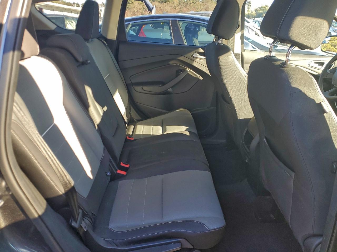 2015 FORD ESCAPE SE photo 11