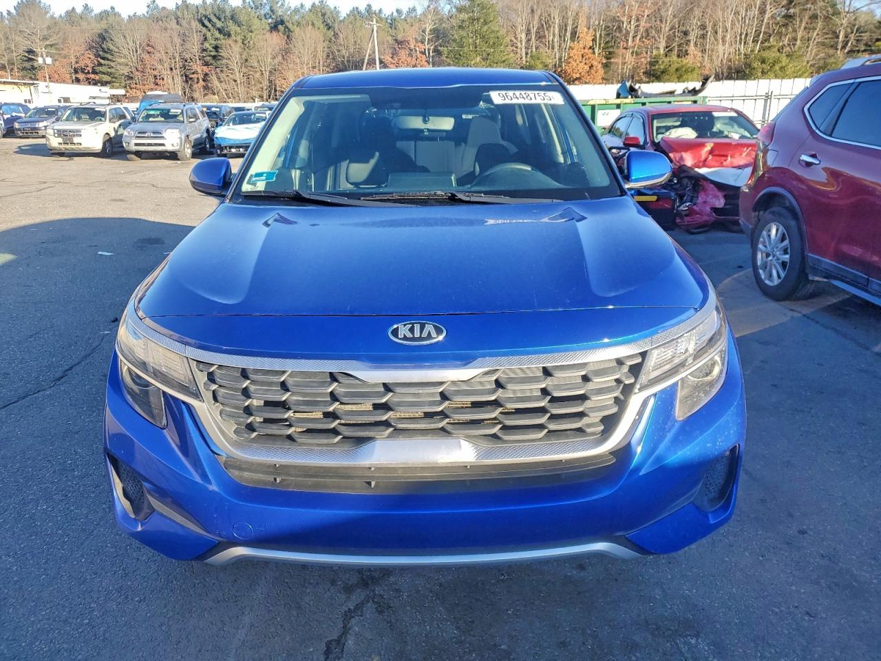 2021 KIA SELTOS LX photo 5
