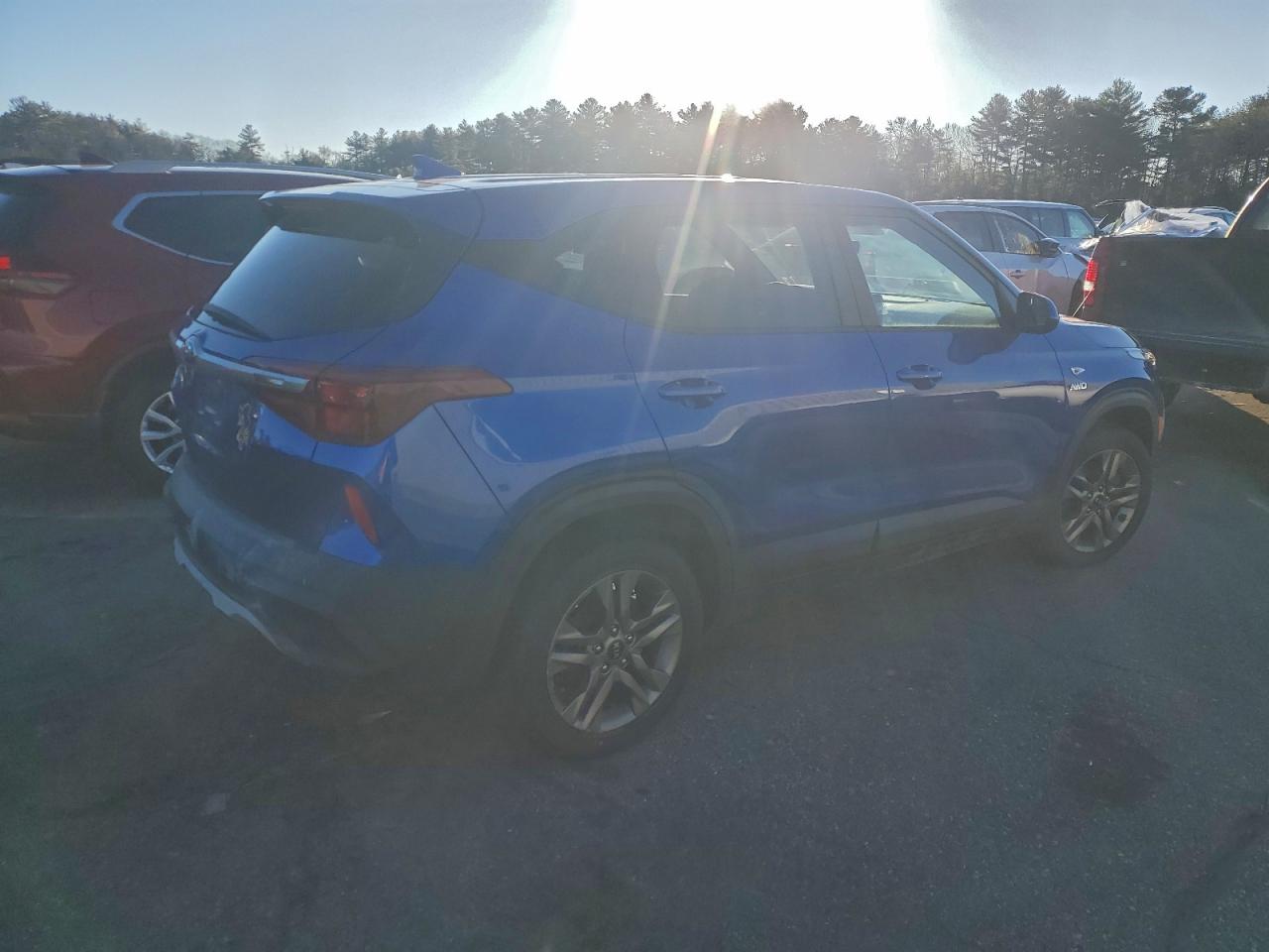 2021 KIA SELTOS LX photo 3