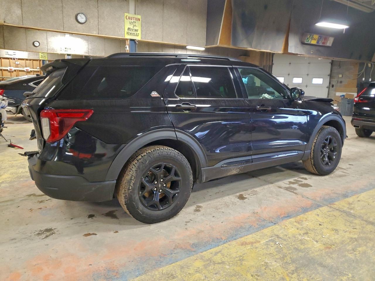 2023 FORD EXPLORER TIMBERLINE photo 3