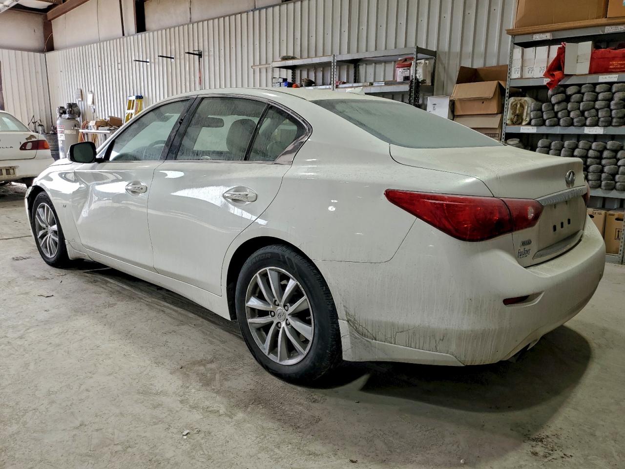 2015 INFINITI Q50 BASE photo 2