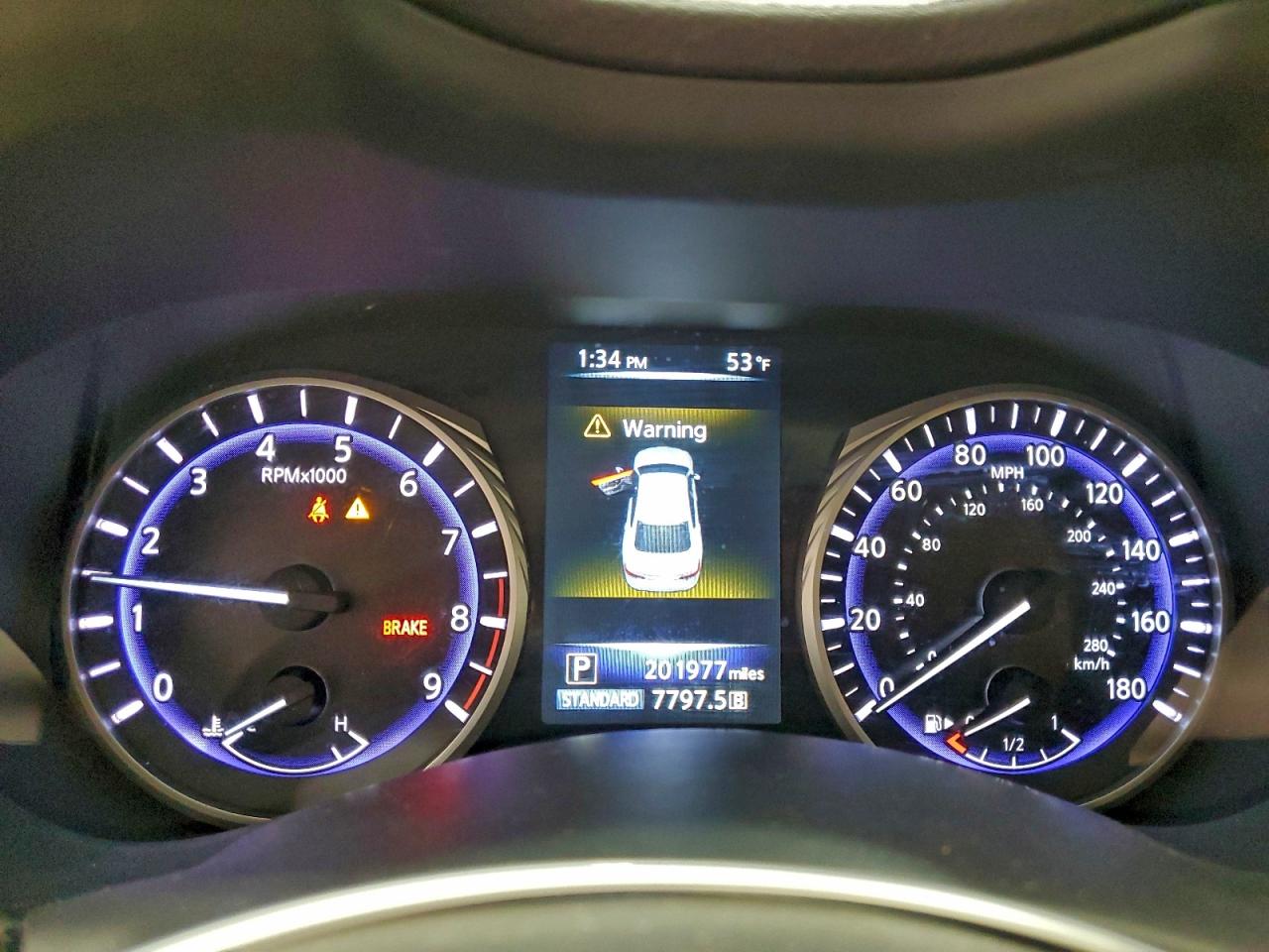2015 INFINITI Q50 BASE photo 9