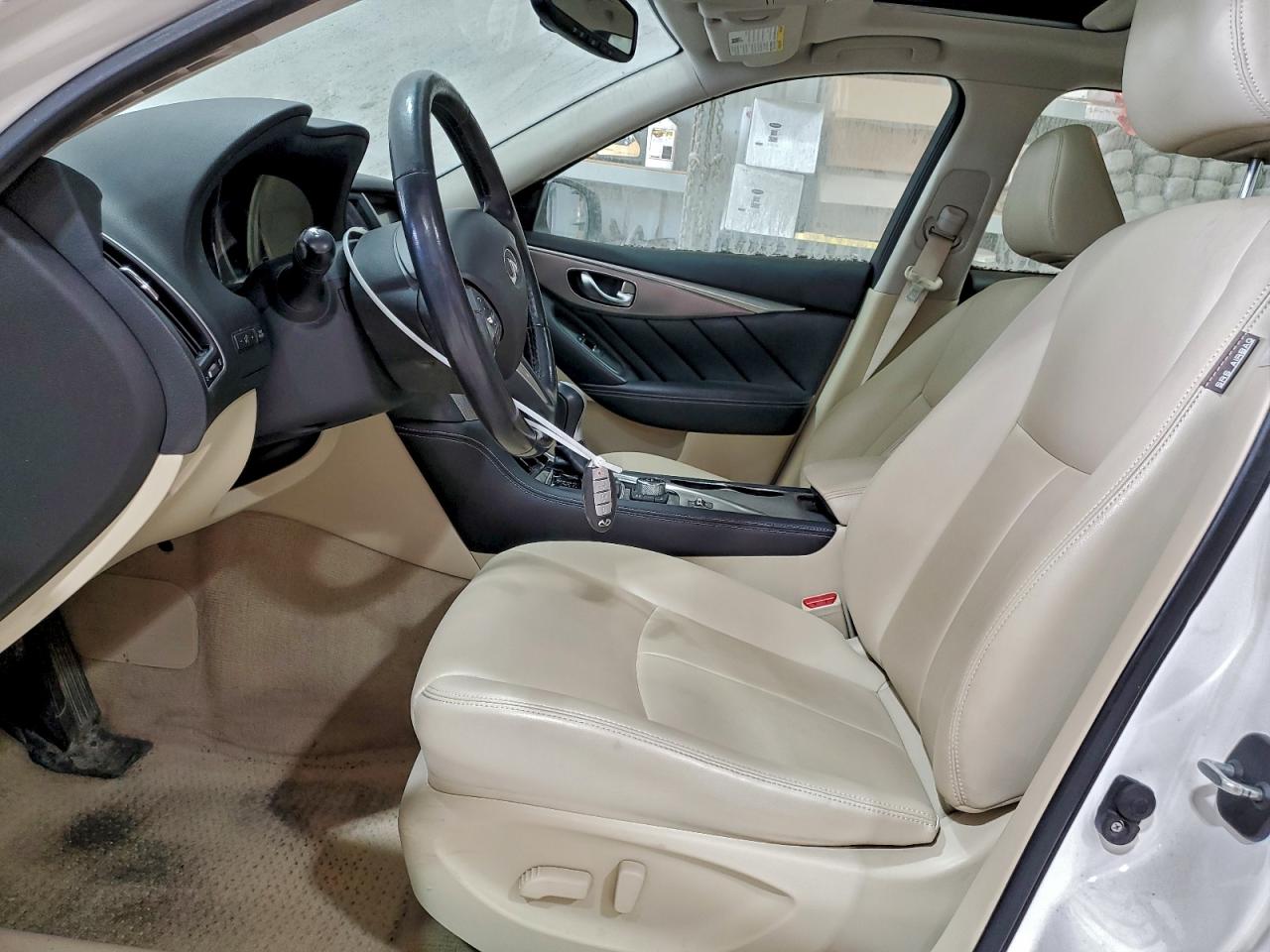 2015 INFINITI Q50 BASE photo 7