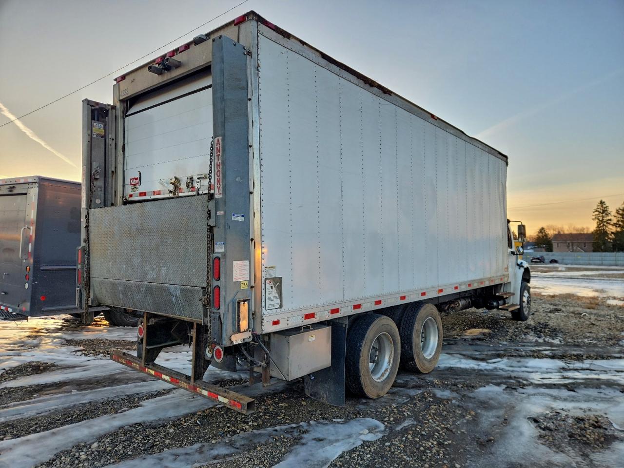 2019 FREIGHTLINER BUSINESS CLASS M2 REFRIGERATED BOX TRUCK photo 4