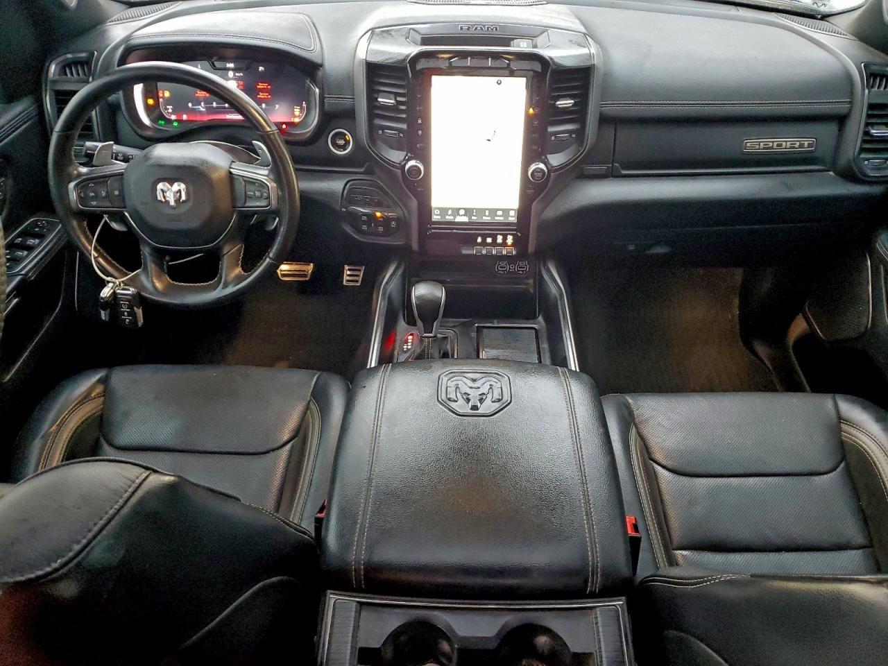 2023 RAM 1500 SPORT photo 8