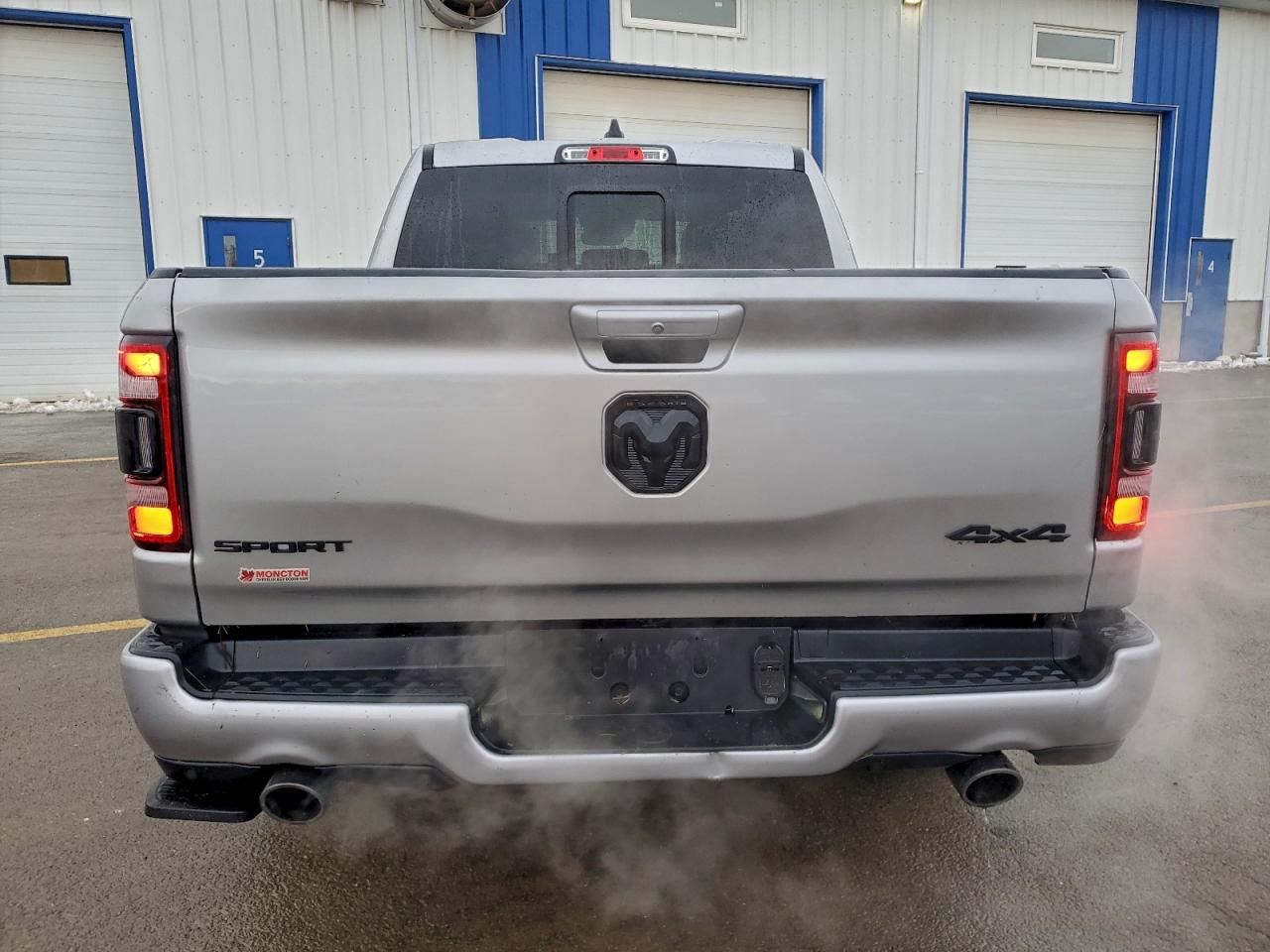 2023 RAM 1500 SPORT photo 6
