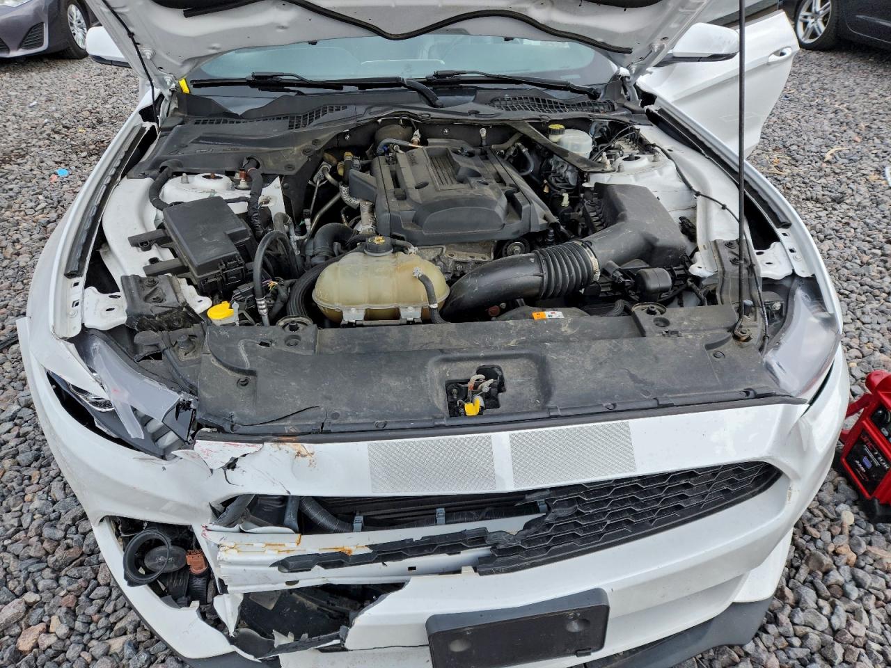 2017 FORD MUSTANG photo 11