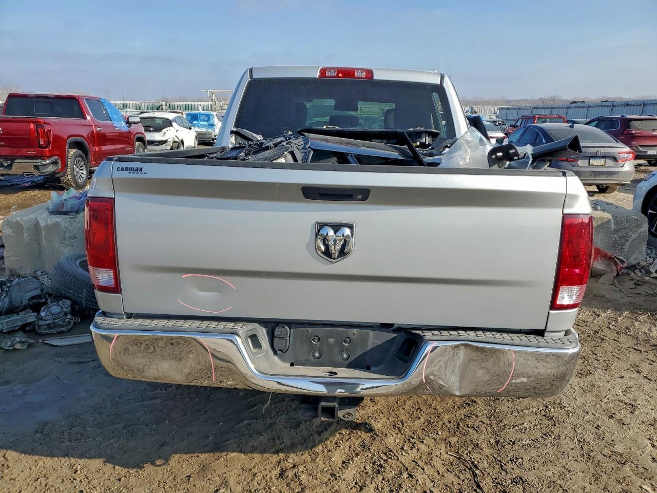 2015 RAM 1500 ST photo 6