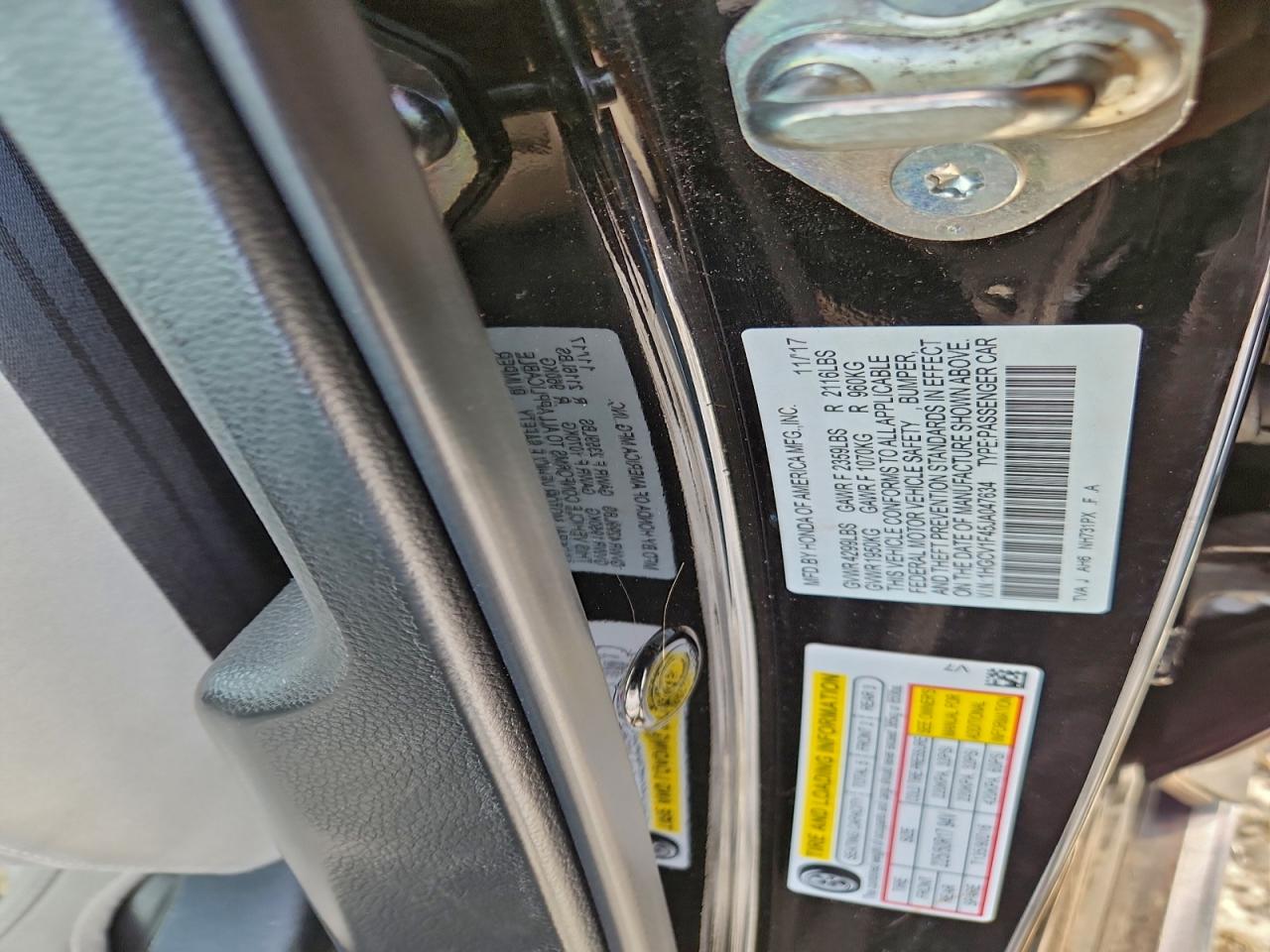 2018 HONDA ACCORD EX photo 12