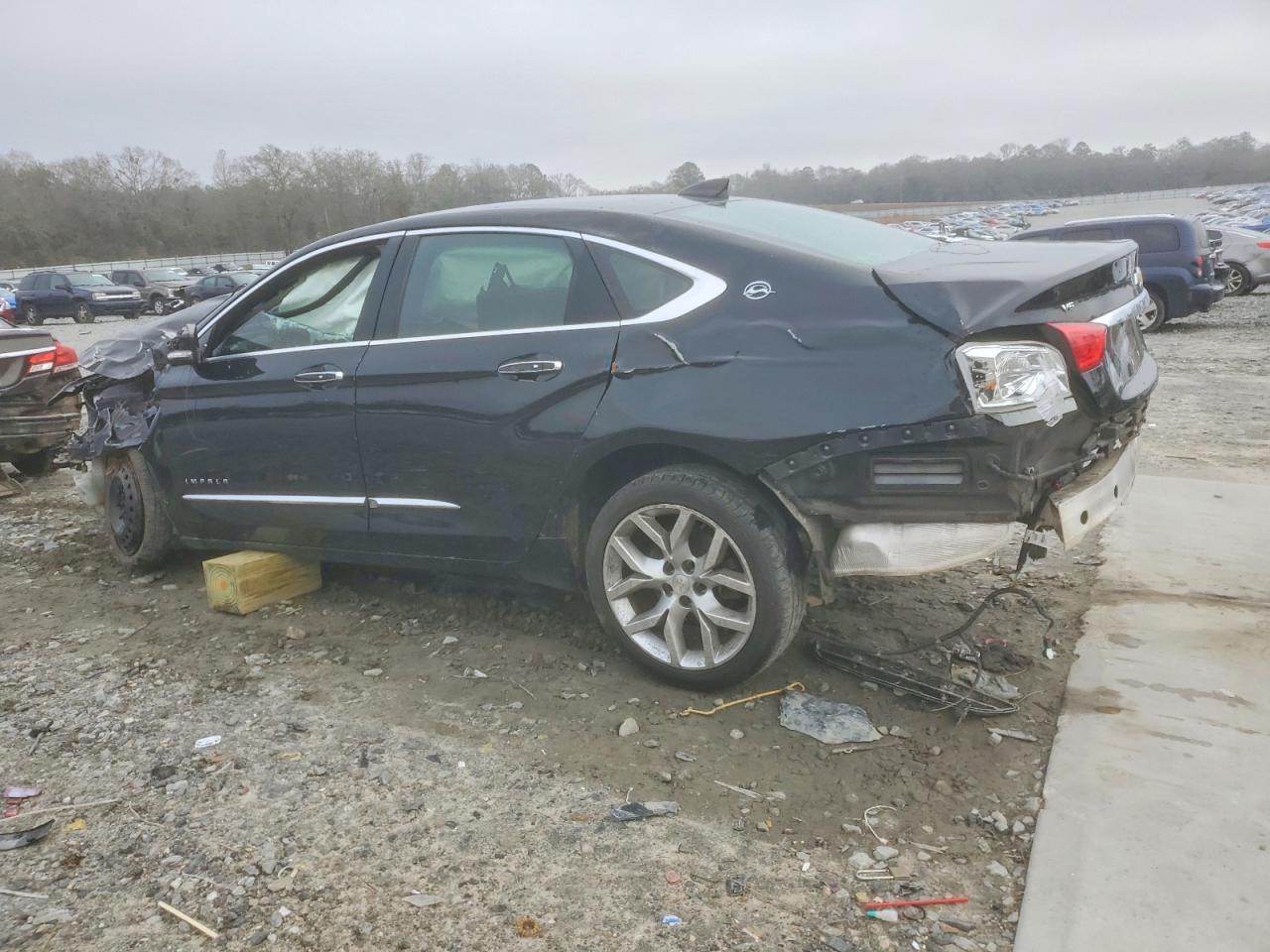 2018 CHEVROLET IMPALA PREMIER photo 2