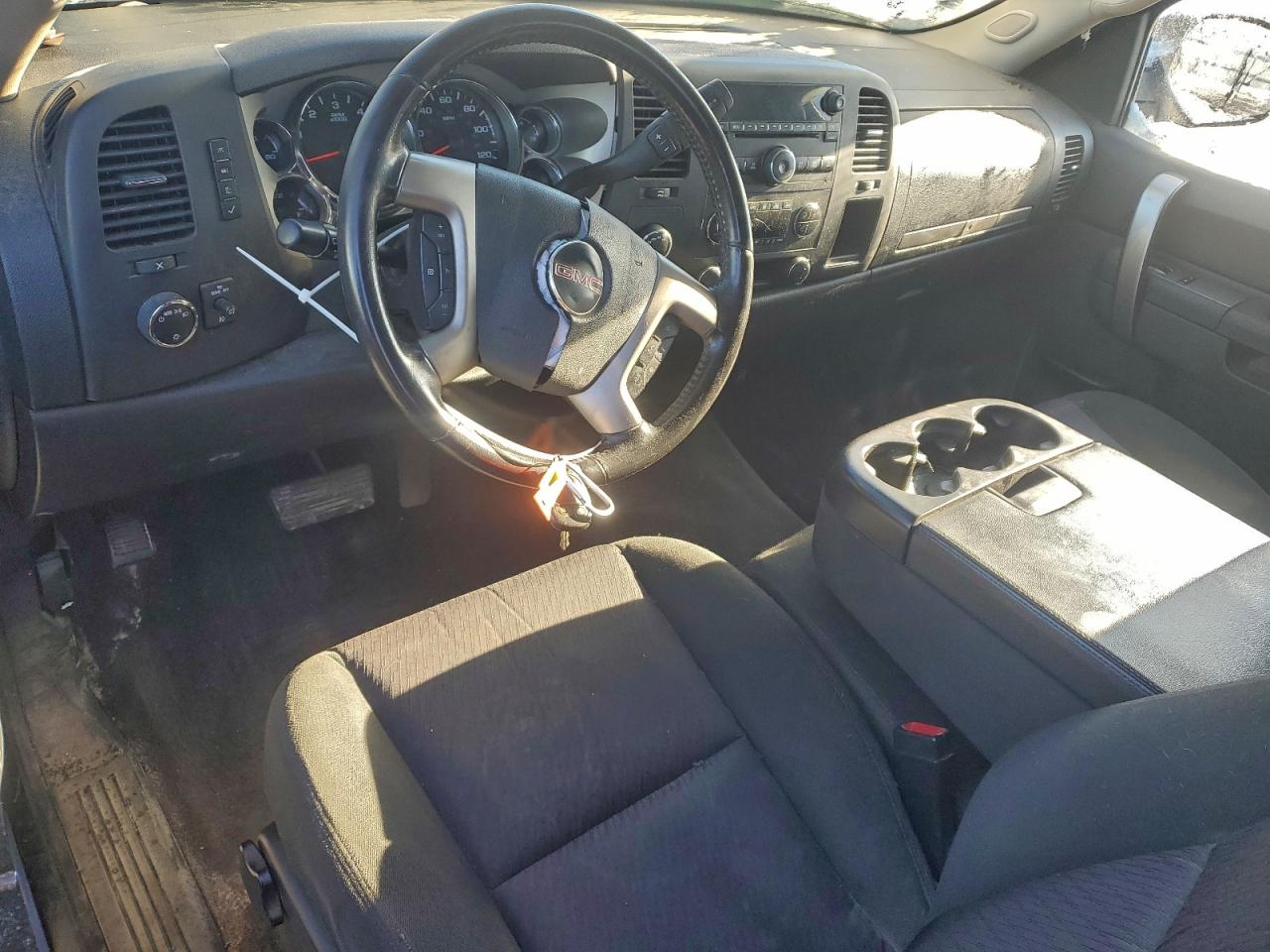 2012 GMC SIERRA K1500 SLE photo 8