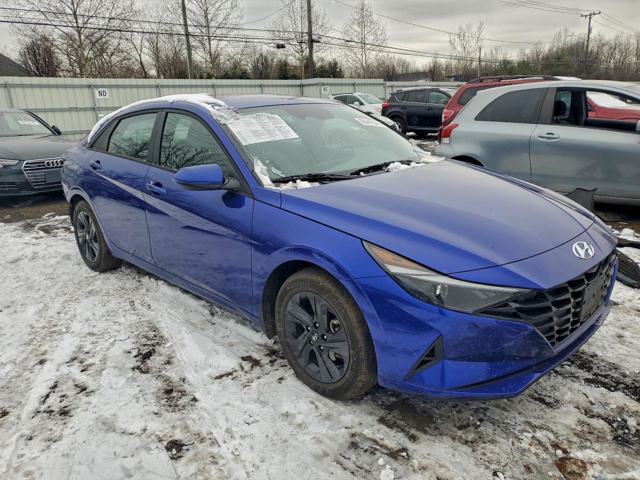 2023 HYUNDAI ELANTRA BLUE photo 4