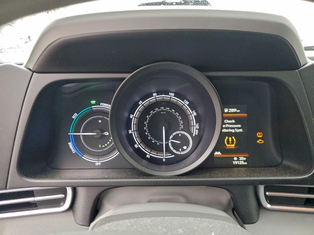 2023 HYUNDAI ELANTRA BLUE photo 9