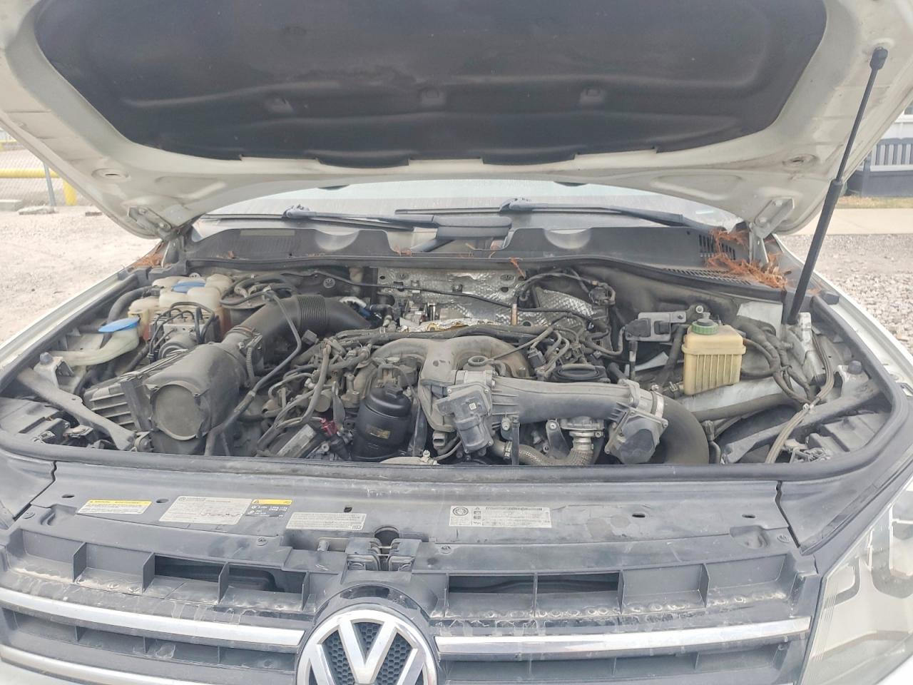 2014 VOLKSWAGEN TOUAREG V6 TDI photo 21