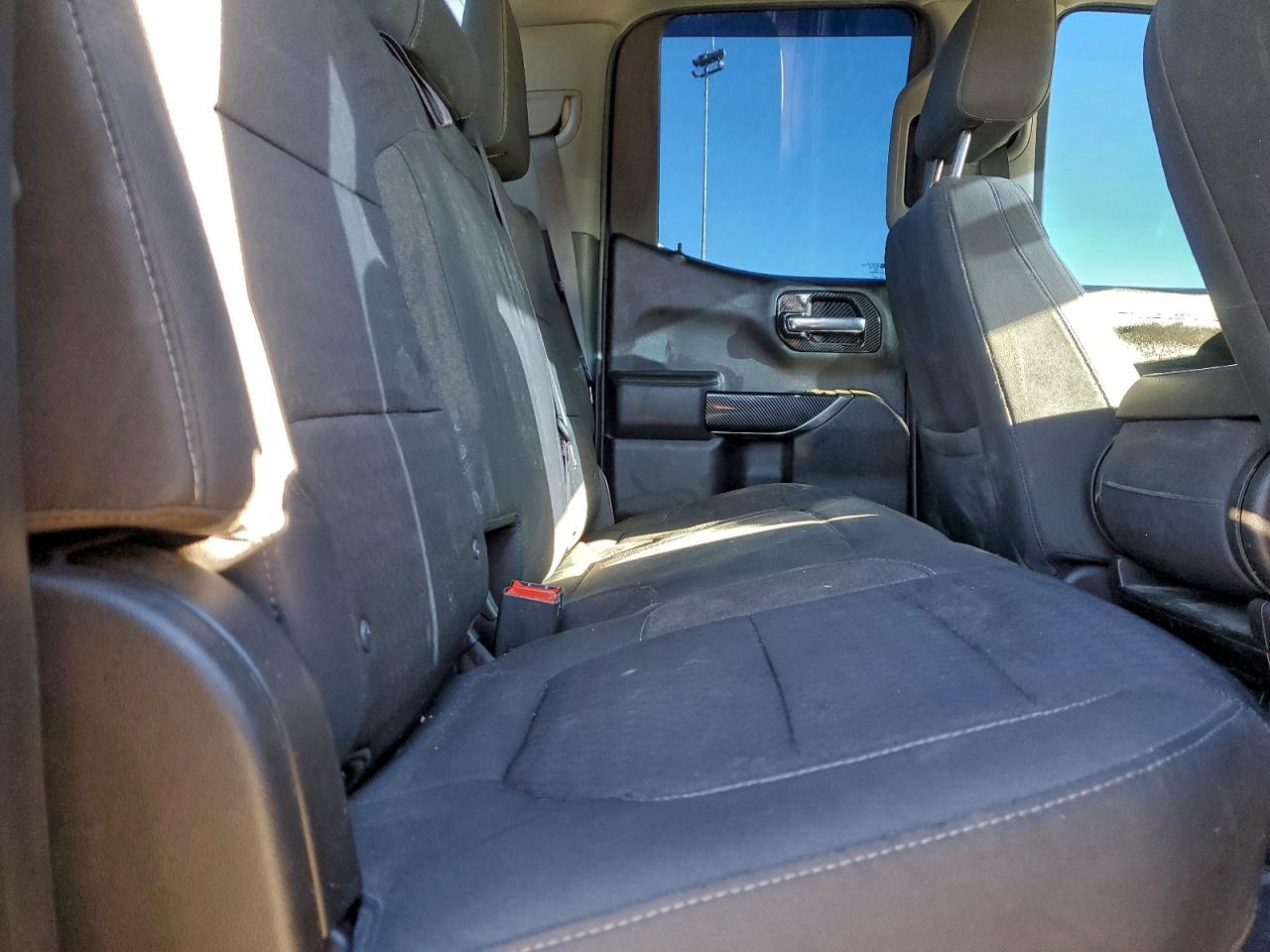 2019 CHEVROLET SILVERADO K1500 RST photo 10