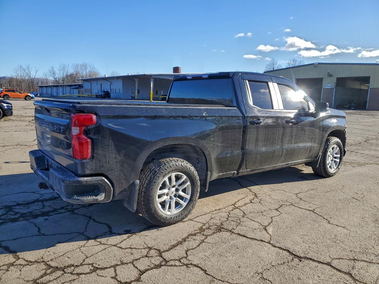 2019 CHEVROLET SILVERADO K1500 RST photo 3