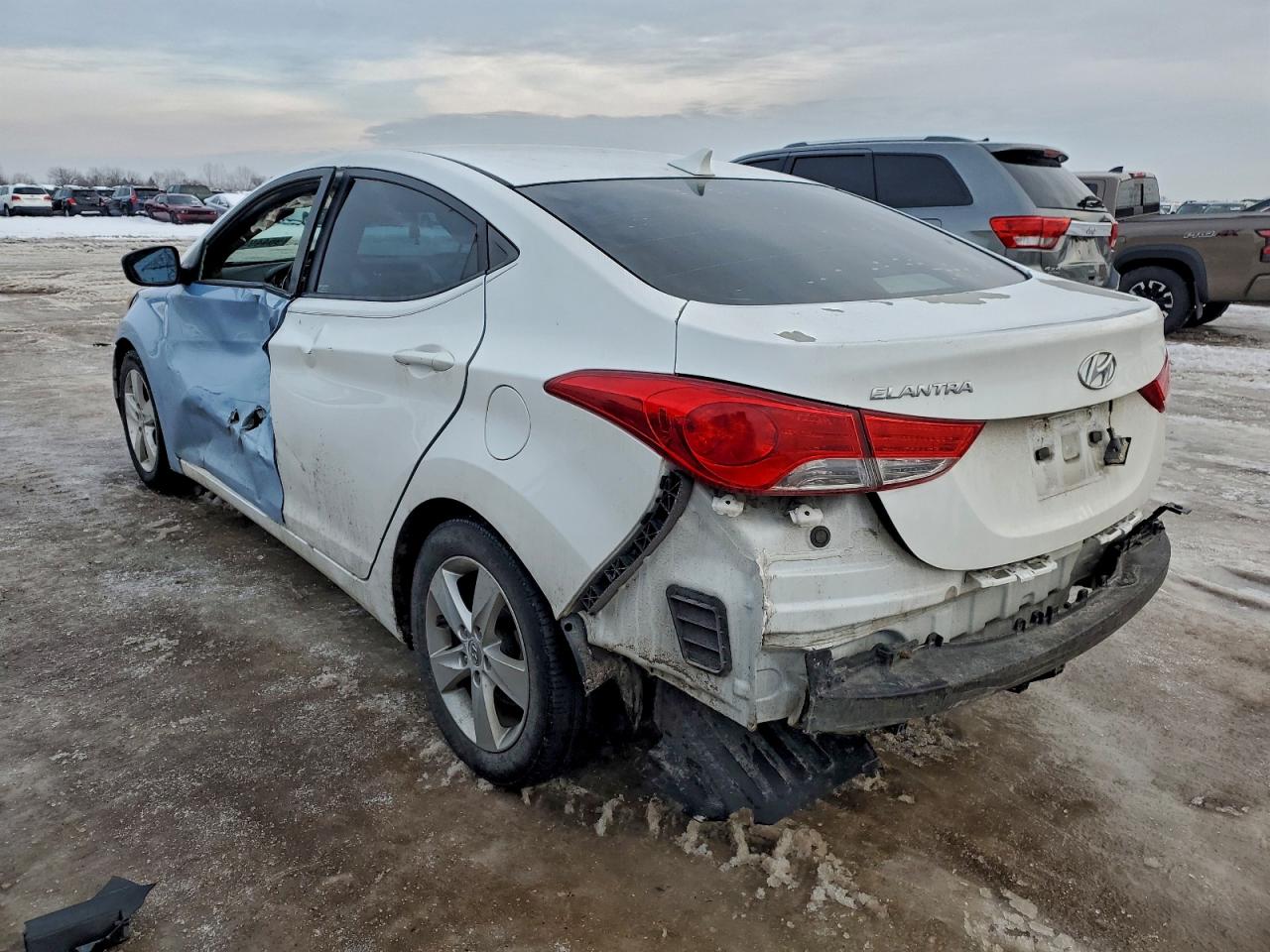 2013 HYUNDAI ELANTRA GLS photo 2