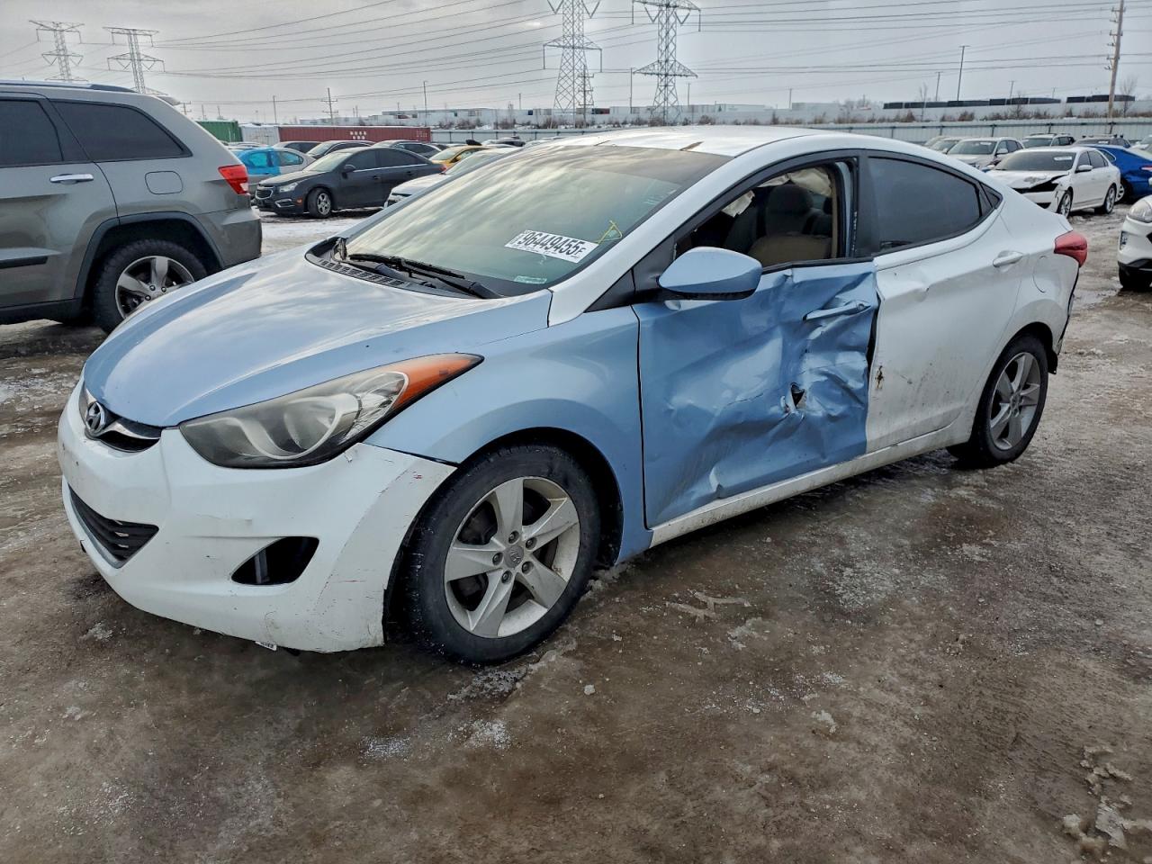 2013 HYUNDAI ELANTRA