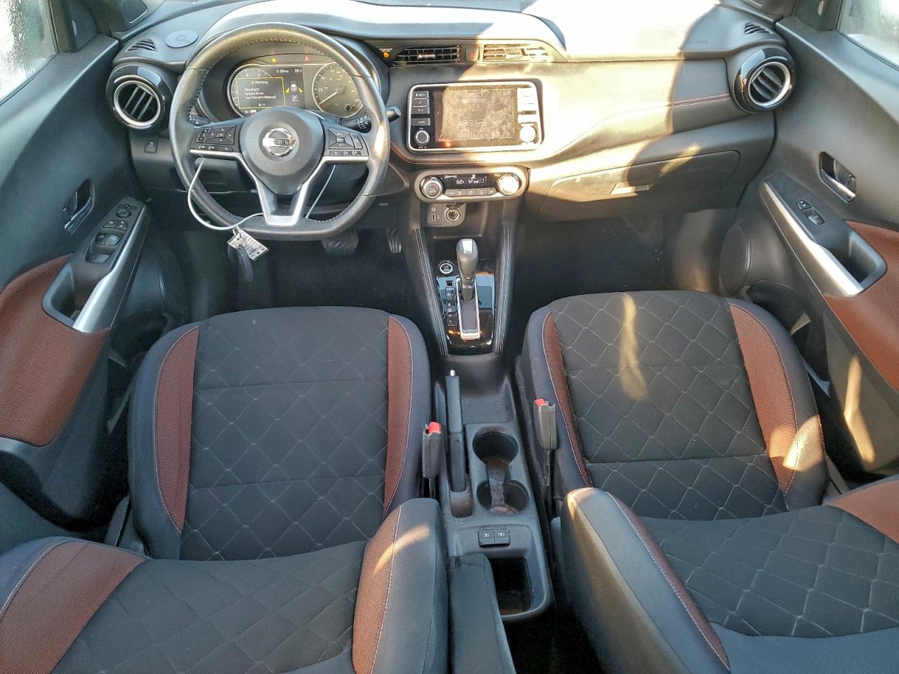 2019 NISSAN KICKS S photo 8