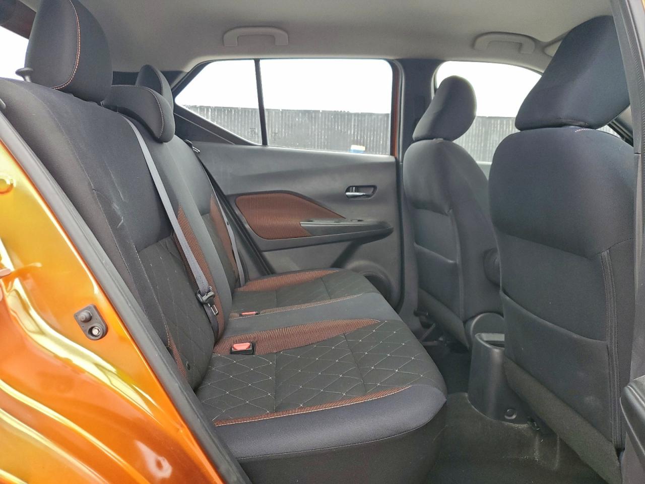 2019 NISSAN KICKS S photo 11