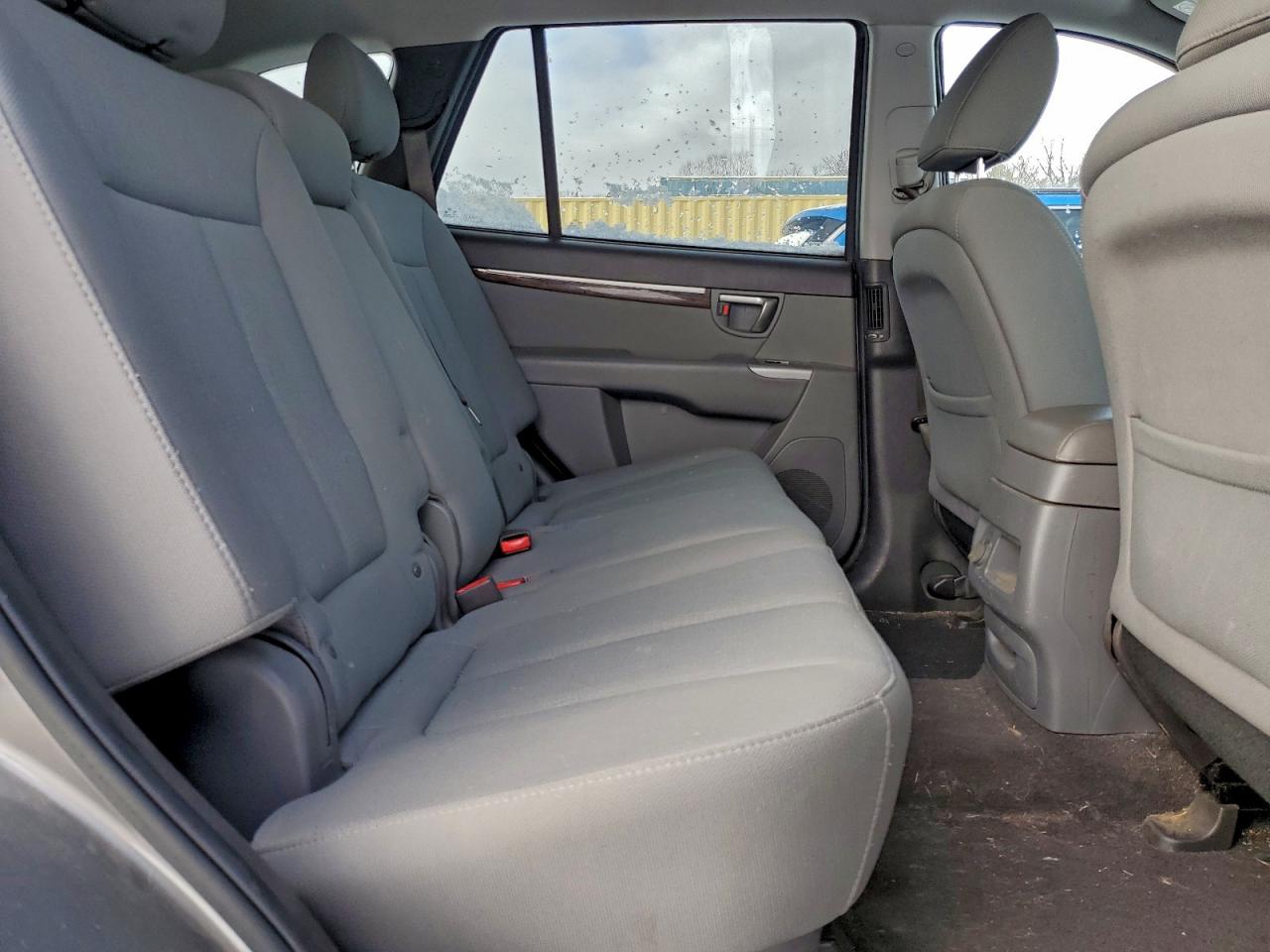 2012 HYUNDAI SANTA FE GLS photo 11