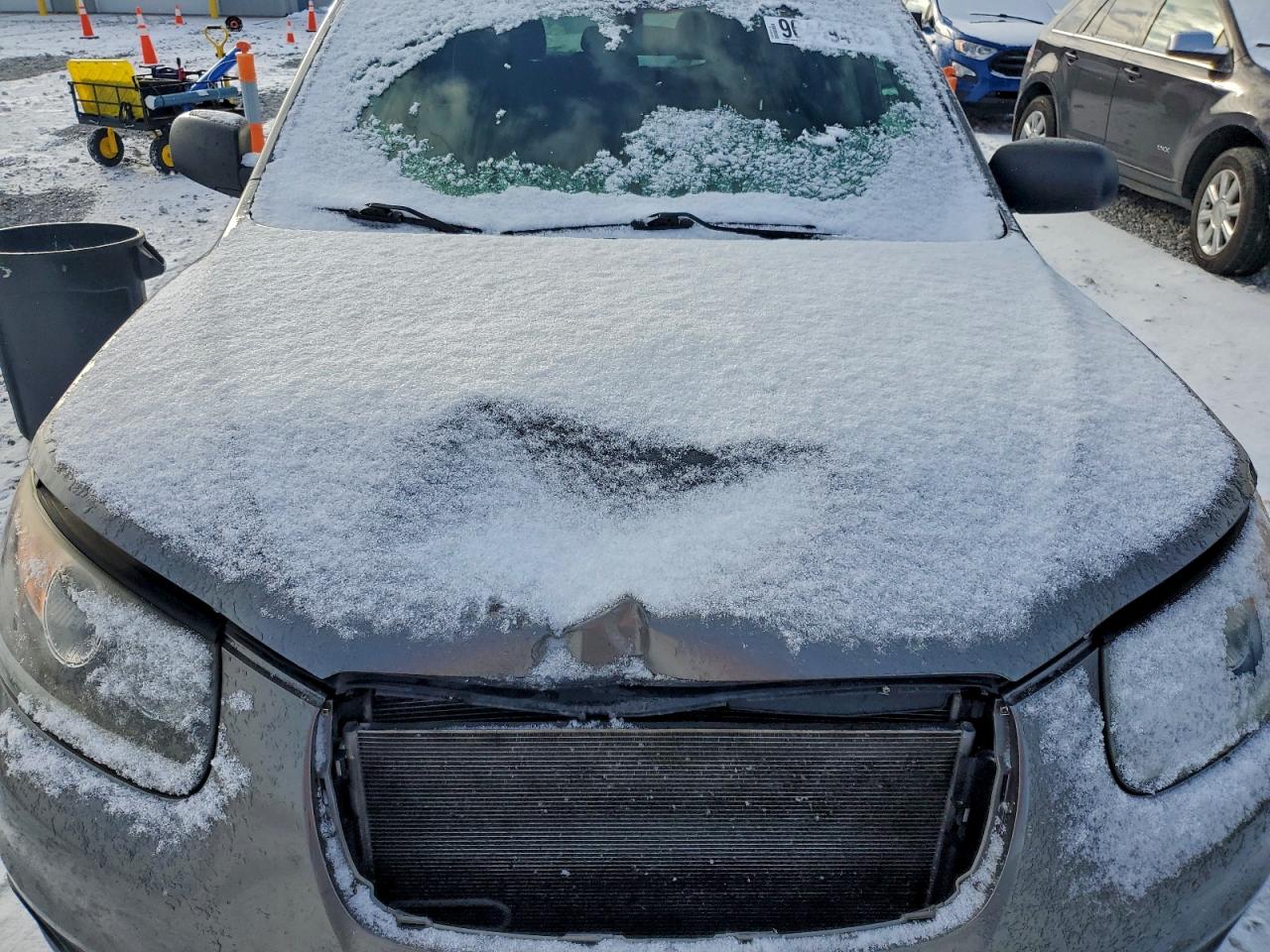 2012 HYUNDAI SANTA FE GLS photo 12