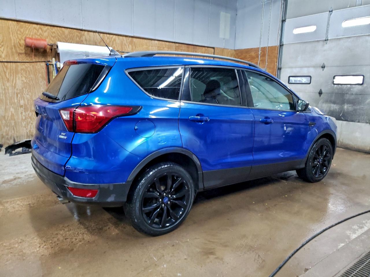 2019 FORD ESCAPE SE photo 3