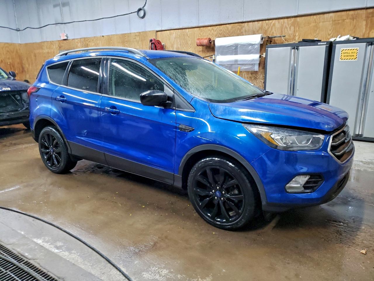 2019 FORD ESCAPE SE photo 4