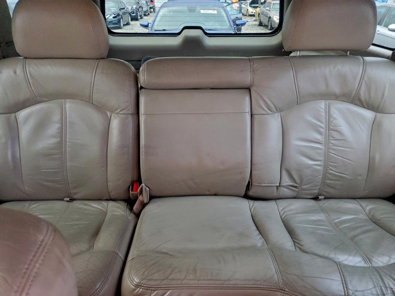 2001 CHEVROLET TAHOE C1500 photo 10
