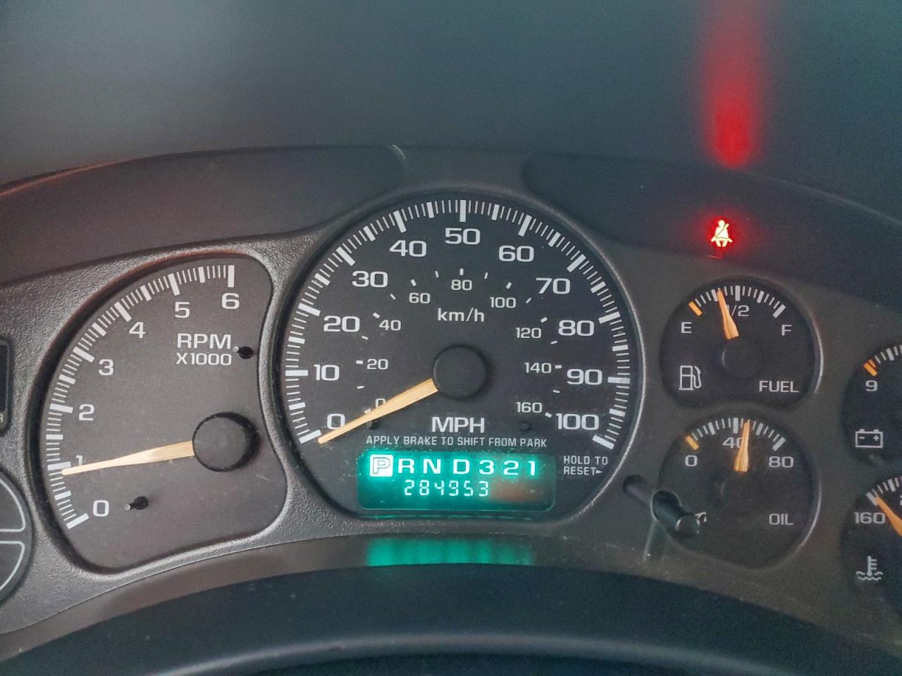 2001 CHEVROLET TAHOE C1500 photo 9