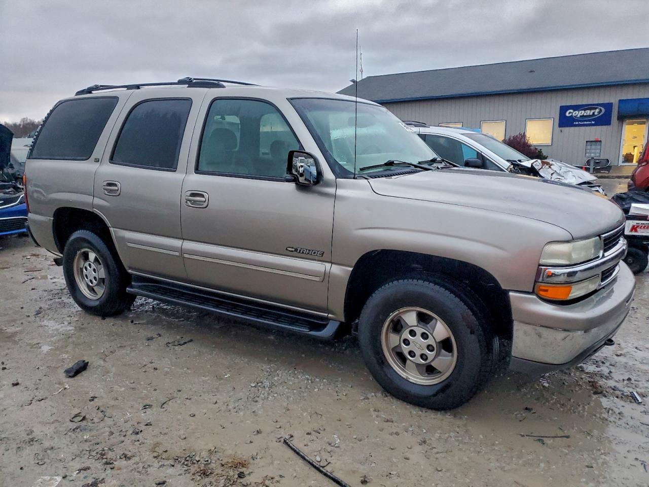 2001 CHEVROLET TAHOE C1500 photo 4