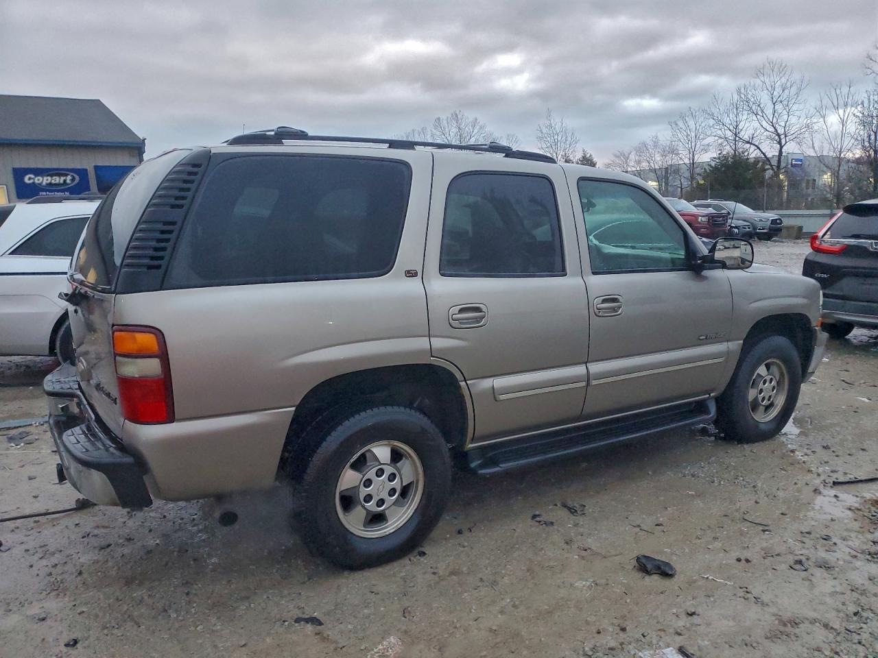 2001 CHEVROLET TAHOE C1500 photo 3