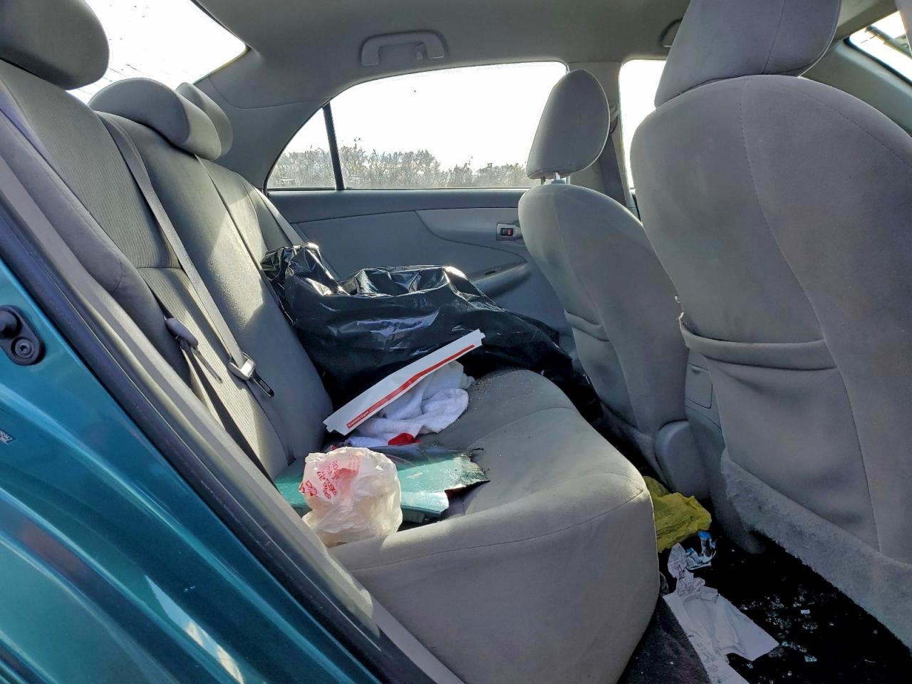 2010 TOYOTA COROLLA BASE photo 10