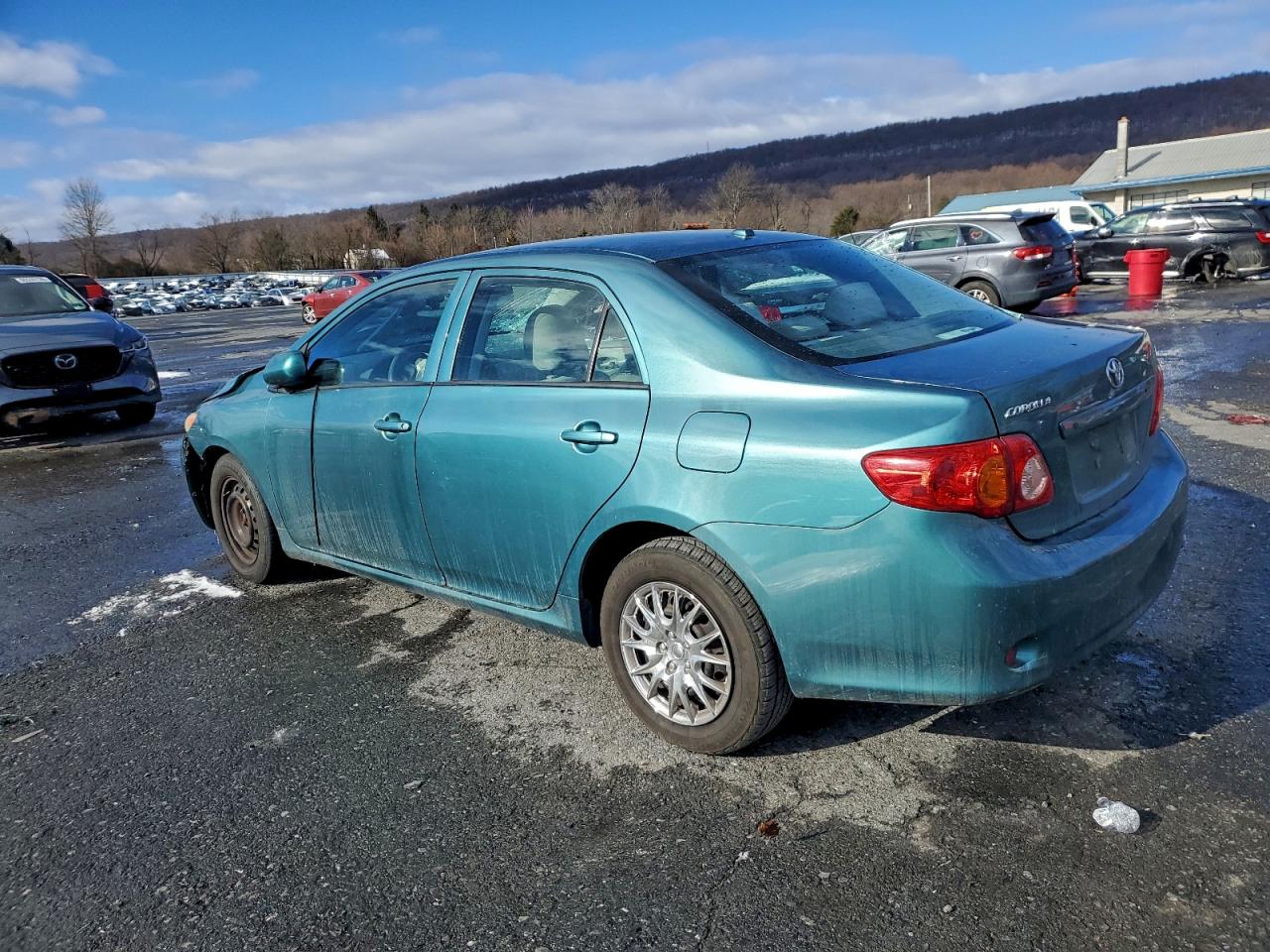 2010 TOYOTA COROLLA BASE photo 2