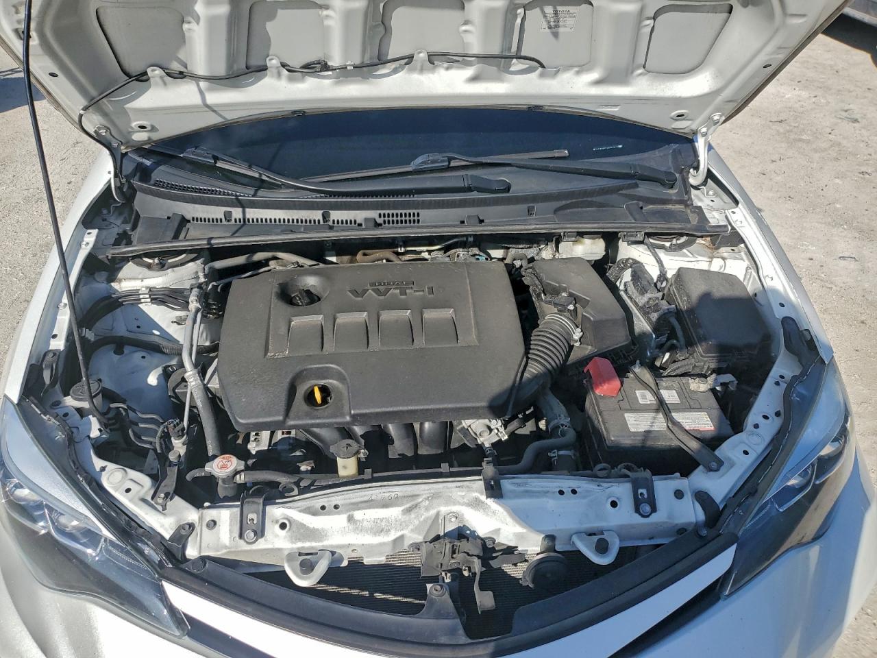 2019 TOYOTA COROLLA L photo 11