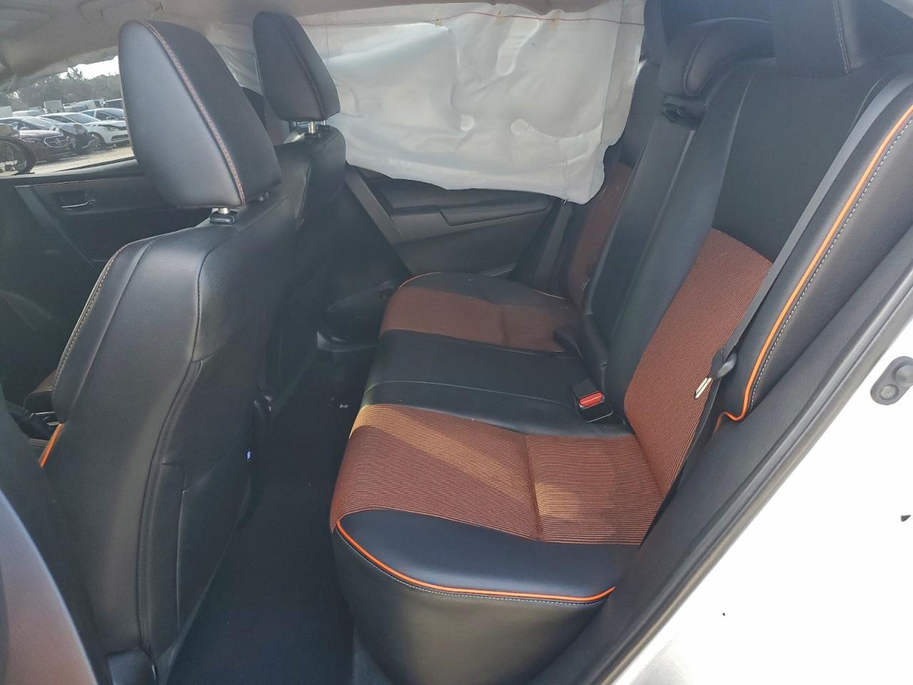 2019 TOYOTA COROLLA L photo 10