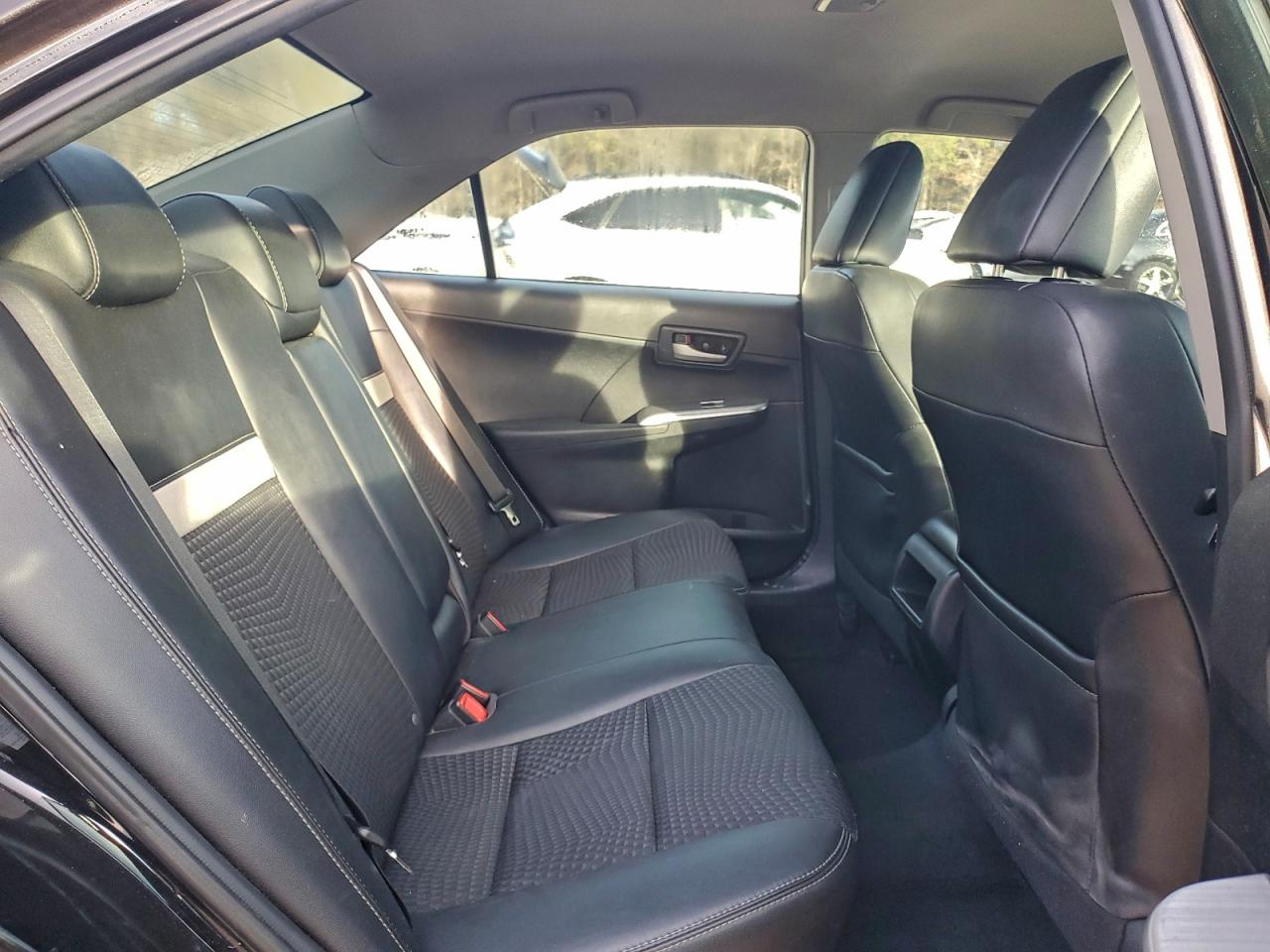 2012 TOYOTA CAMRY SE photo 10