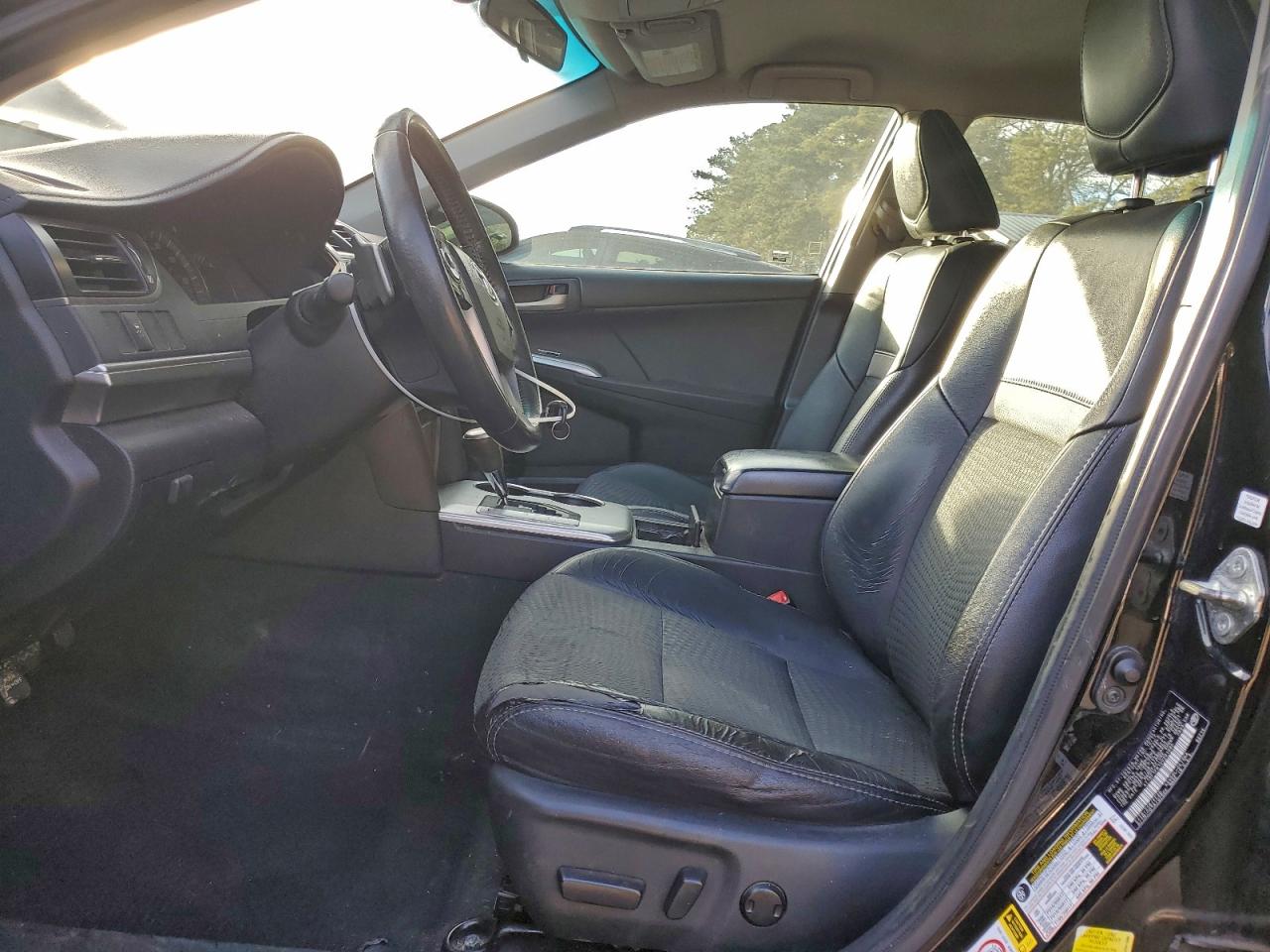 2012 TOYOTA CAMRY SE photo 7