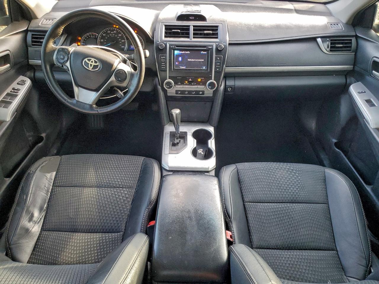 2012 TOYOTA CAMRY SE photo 8