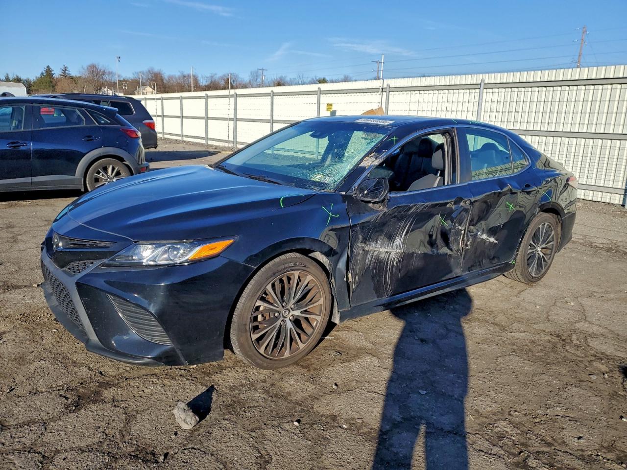 2018 TOYOTA CAMRY