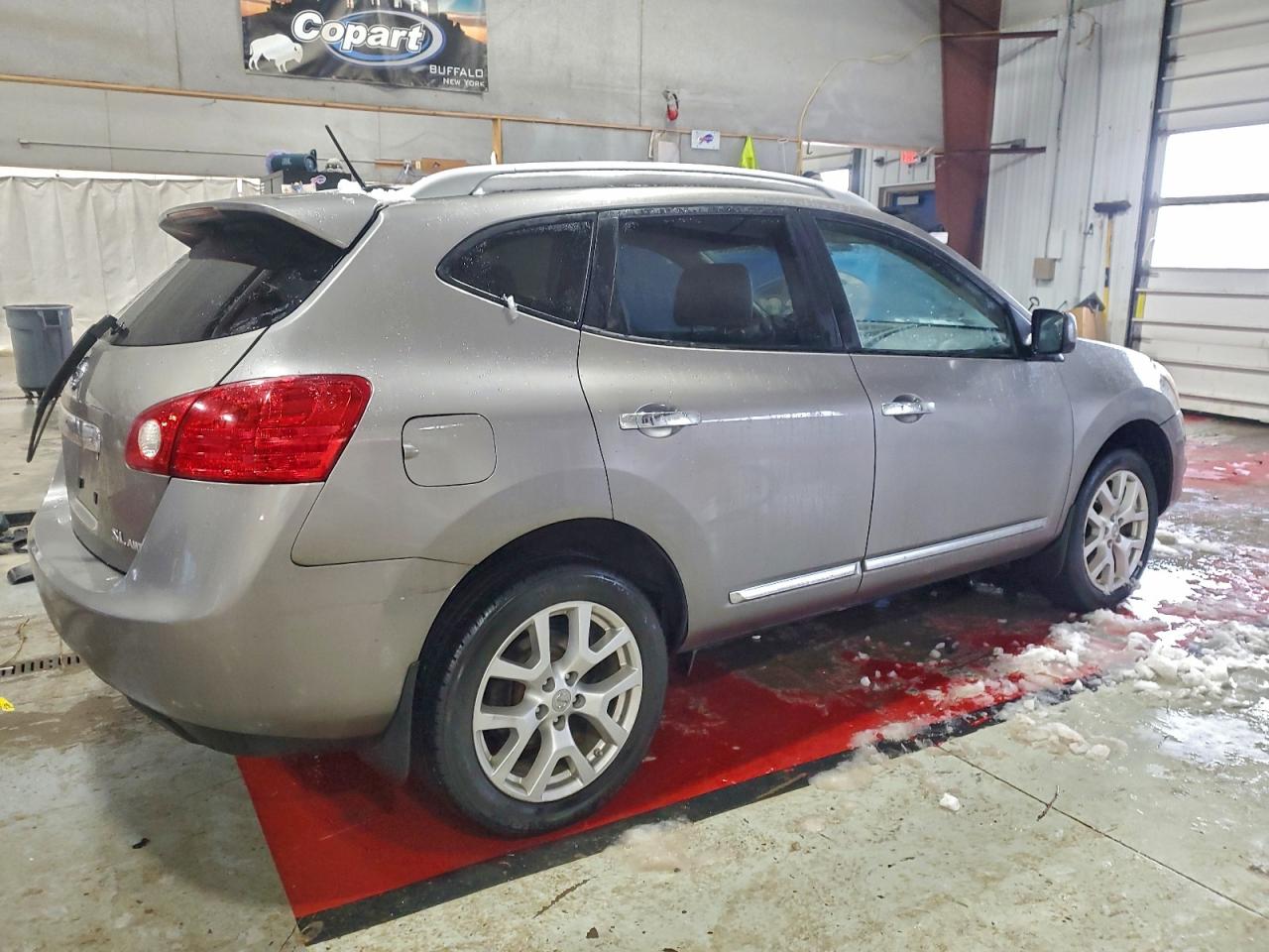 2013 NISSAN ROGUE S photo 3